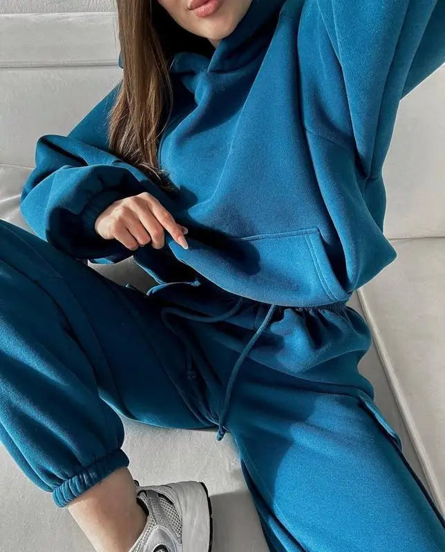 2025 Women's Sportswear Set Autumn Trendy Athleisure Tracksuit with Comfort Fit Breathable Versatile for Gym Outing Travel