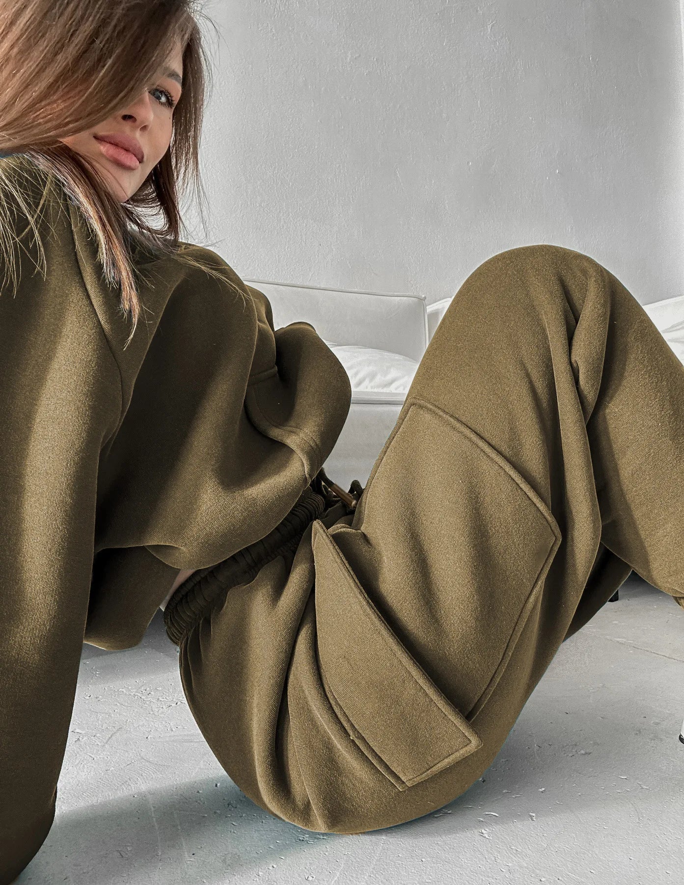2025 Women's Sportswear Set Autumn Trendy Athleisure Tracksuit with Comfort Fit Breathable Versatile for Gym Outing Travel