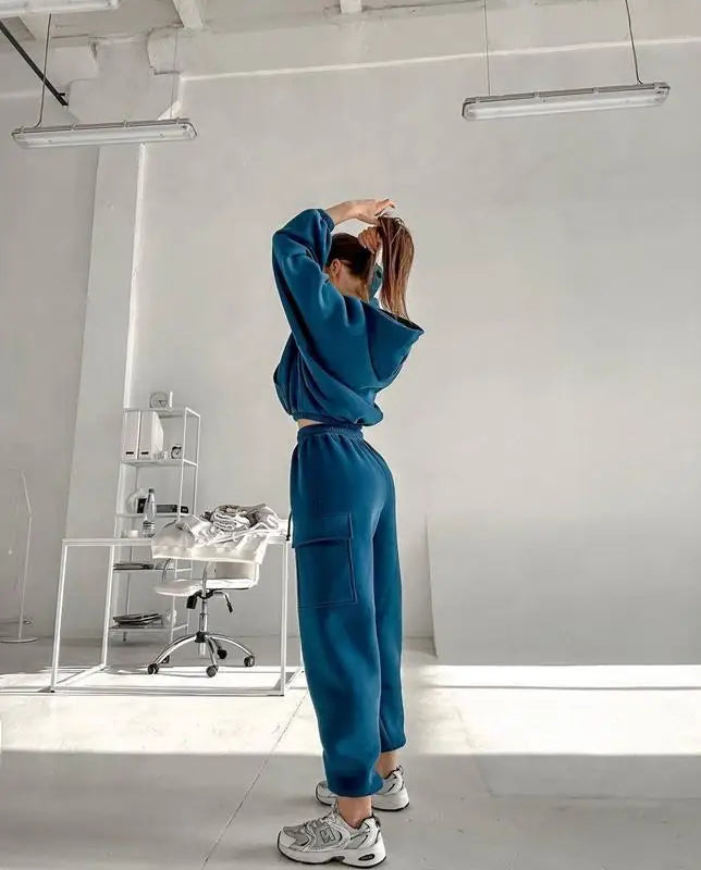 2025 Women's Sportswear Set Autumn Trendy Athleisure Tracksuit with Comfort Fit Breathable Versatile for Gym Outing Travel
