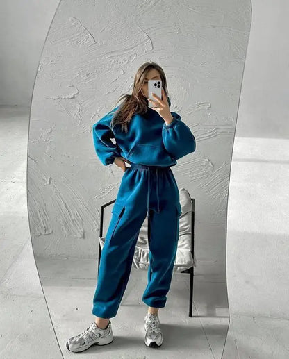 2025 Women's Sportswear Set Autumn Trendy Athleisure Tracksuit with Comfort Fit Breathable Versatile for Gym Outing Travel