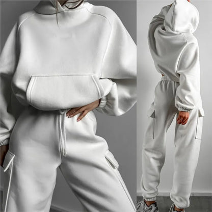 2025 Women's Sportswear Set Autumn Trendy Athleisure Tracksuit with Comfort Fit Breathable Versatile for Gym Outing Travel