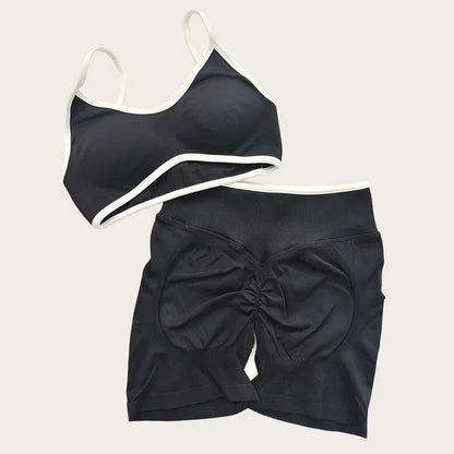 Women's High-quality 2-piece Sports Suit  Halter Top Yoga Top  High Waist Scratches  Seamless Shorts  Sports Fitness Suit.