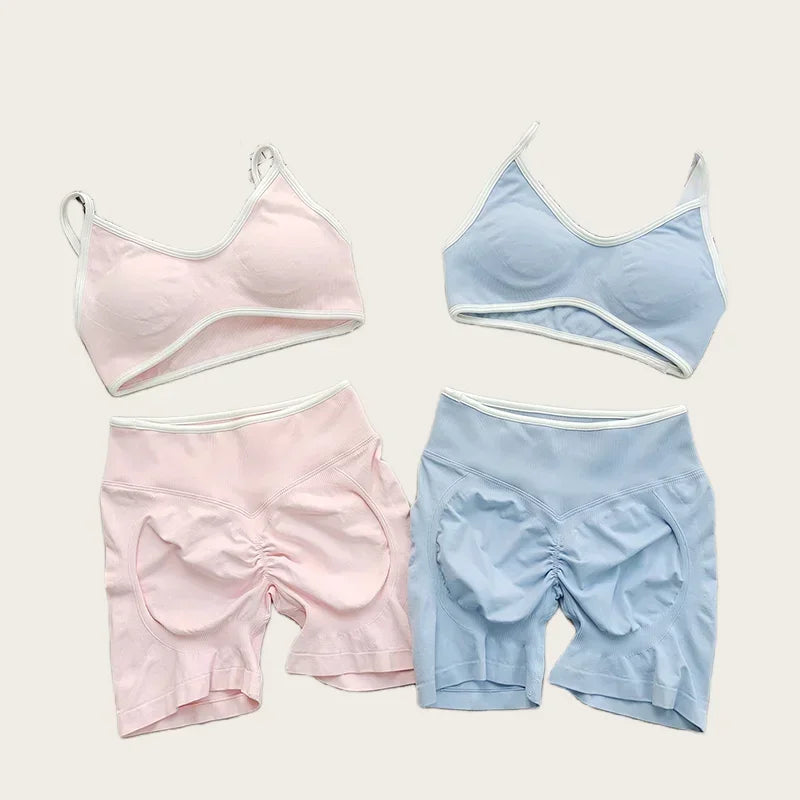 Women's High-quality 2-piece Sports Suit  Halter Top Yoga Top  High Waist Scratches  Seamless Shorts  Sports Fitness Suit.