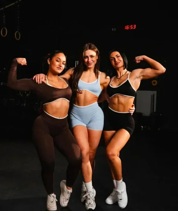 Women's High-quality 2-piece Sports Suit  Halter Top Yoga Top  High Waist Scratches  Seamless Shorts  Sports Fitness Suit.